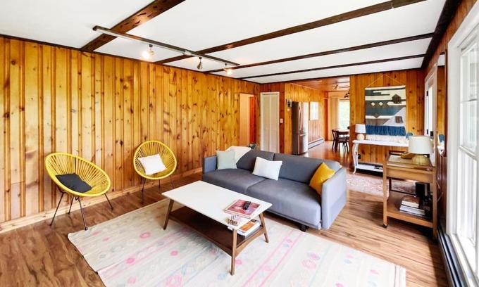 Kerhonkson Casa | Haven Retreat in Catskills w Hot Tub & Bar Hall