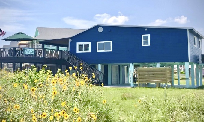 Surfside Beach Casa | Haven | Steps to Beach | Large Deck | Pet Friendly