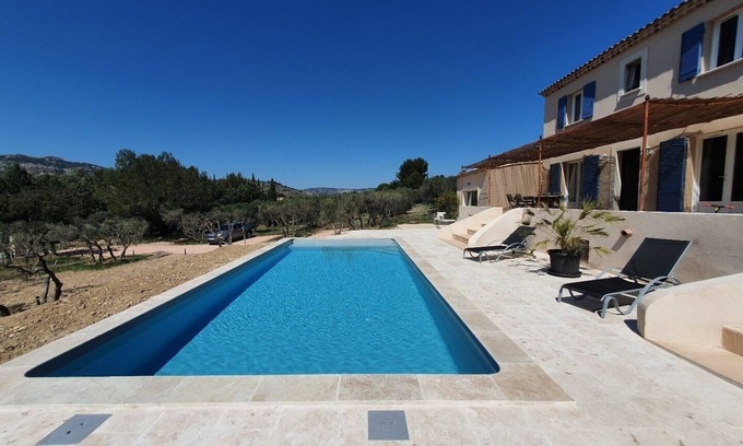 Eyguieres Condominio | Havre de Paix au Bord des Alpilles