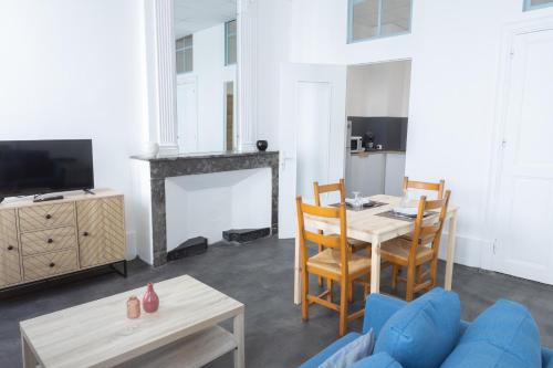 Montelimar Apartamento | Havre Doux - TV, Wifi, Élégant - Centre Ville