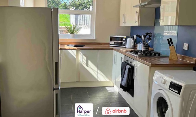 Ewloe Casa | Hawarden 4Bed Semi/Drive/Countryside Views
