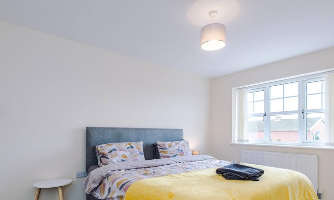 Ewloe Casa | Hawarden Very Spacious/ Detached/5 bed Driveway