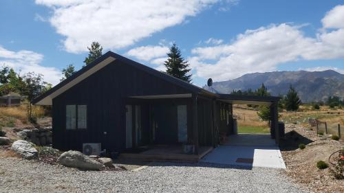 Lake Hawea Casa | Hawea Mountain cottage