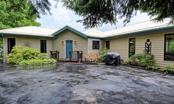 Seven Devils Chalet De Esquí | Hawks View Cottage-Open for Bookings! Near Snow Tubing/Skiing, Hot Tub