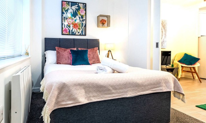 Knebworth Apartamento | Apartamento-Baño Privado
