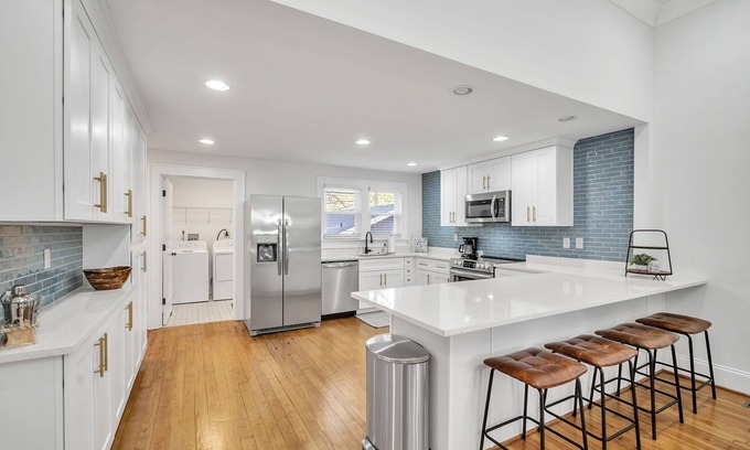 Greenville Casa | Haynesworth Manor - minutes from Swamp Rabbit Trail!