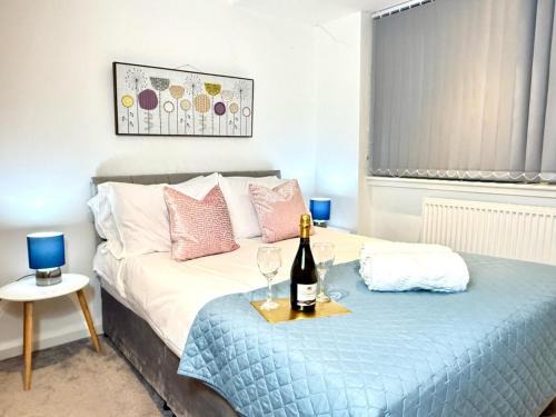 Kidlington Apartamento | Hazel 1-Bedroom Flat, Parking, WIFI, Prime location, Close to Blenheim Palace & Oxford