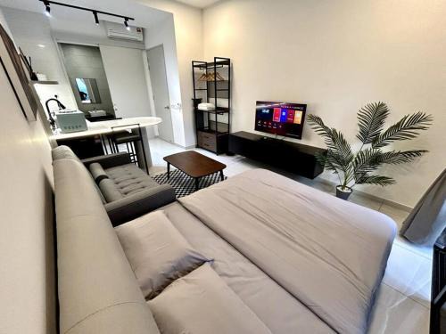 Bukit Indah Apartamento | HCK14 A Sky Tree Dualkey Bukit Indah Aeon Legoland