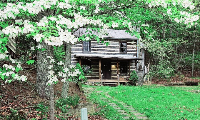 Head Waters Cabina | Healing Waters Cabin
