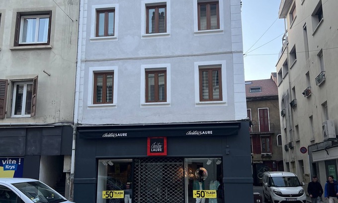 Albertville Apartamento | Heart of Albertville