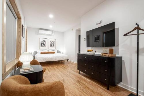 Hot Springs Apartamento | Heart of Downtown, Steps to Bathhouses & Restaurants, Room # 102
