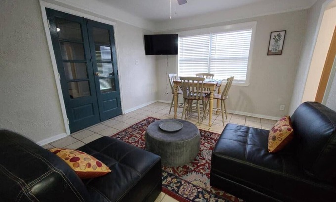 Lakewood Casa | Heart of NOLA 3Bed / 2 Bath by Ochsner!