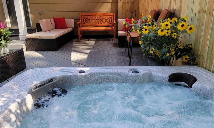 Royal Oak Casa | Heart of Royal Oak - Entire house w hot tub!
