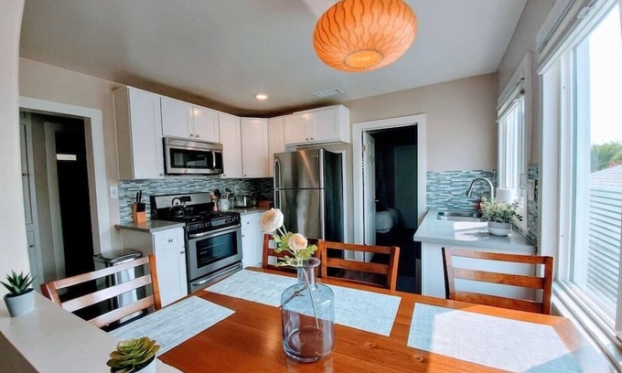 Golden Hill Casa | Heart of San Diego-Walk Score 82-Backyard -BBQ-HBO