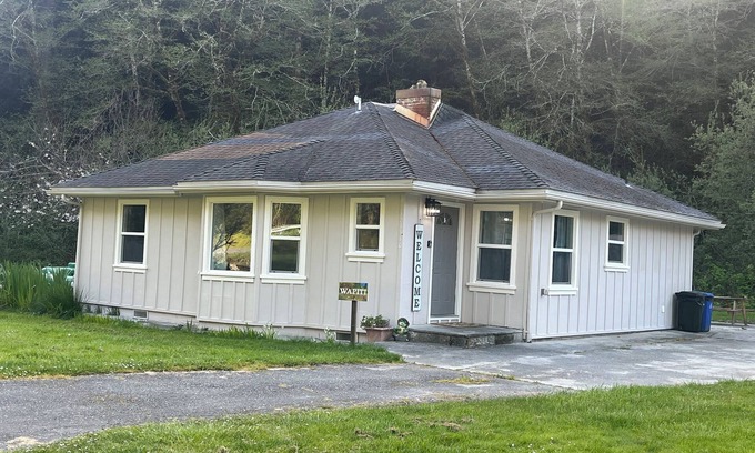 Orick Casa | Heart of the Redwoods-Wapiti Cottage