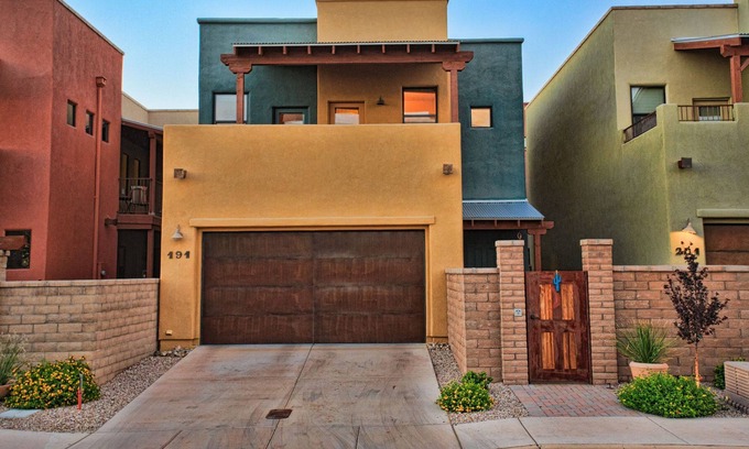 Tucson Casa | Heart of Tucson 3 BR by Casago
