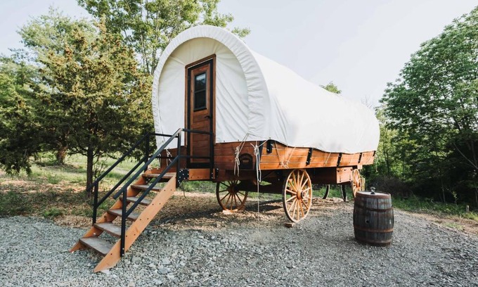 Penn Yan Casa | Heated & AC Full Bathroom Covered Wagon