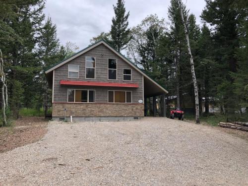 Island Park Casa | Heated Floors, Hot Tub, Grill