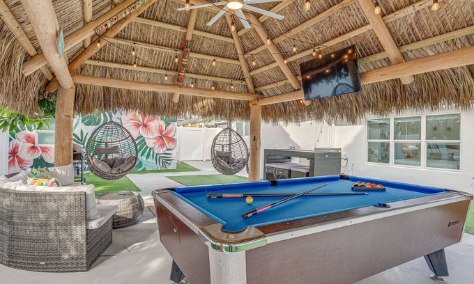 Juno Ridge Casa | Heated Pool + Backyard: North Palm Beach Retreat!
