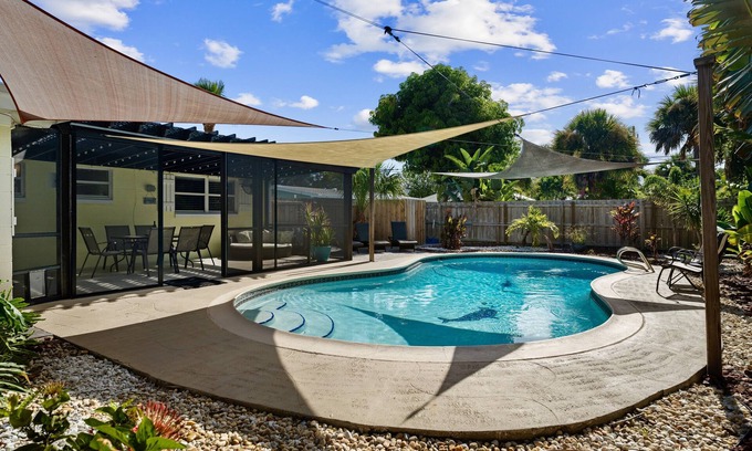 Cape Caneveral Beach Gardens Casa | Heated Pool-Beach Access -3/2 -Game room