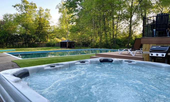 Keller Park Casa | Heated Pool | Kayaks | Hot Tub | Game Rooms |