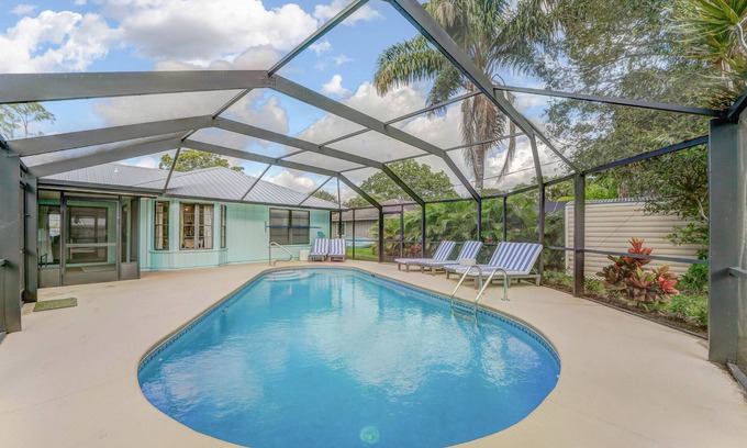 Vero Beach South Casa | Heated Private Pool, 5 Miles to Beach. Colorful, bright family-sized home.