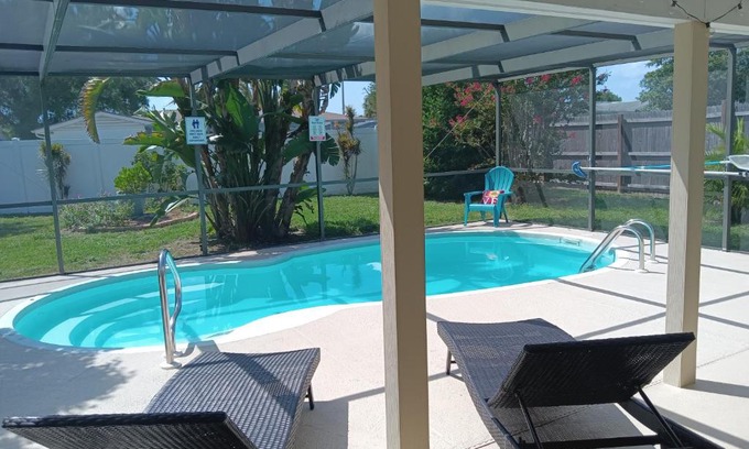 Regency Park Casa | Heated & Screened in Pool