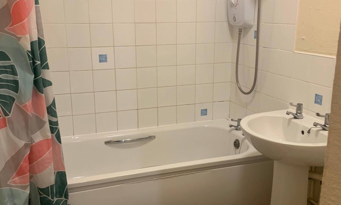 Wolverhampton Apartamento | HEATH TOWN APARTMENT