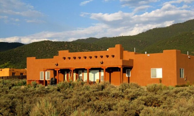 Taos Casa | Heathers Hacienda 2 Town VIews CIty Lights Evap refrescante jacuzzi