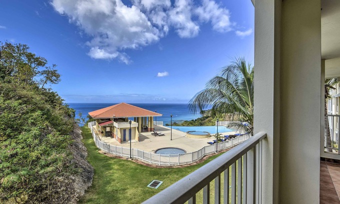 Borinquen Condominio | ¡NUEVO! Condominio de Aguadilla con piscina infinita frente al mar!