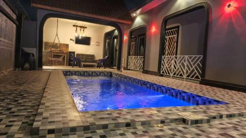 Dodoma Apartamento | Heavenly ApHEARTment With a Swimming Pool