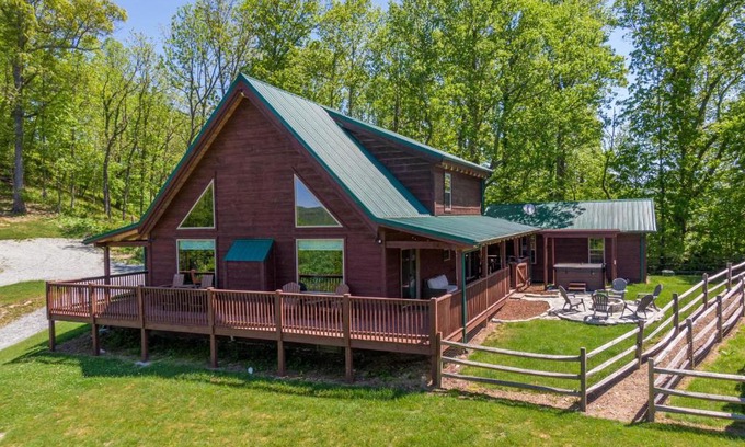 Sugar Grove Casa | Heavenly Haven Retreat