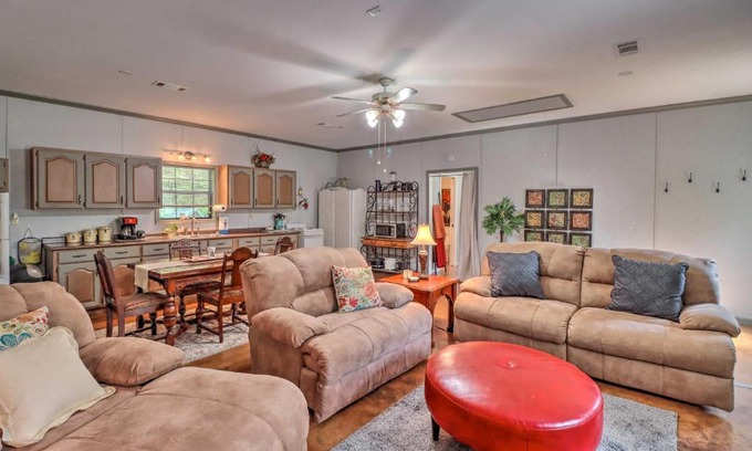 Heber Springs Casa | Heavenly Heber Springs Hideaway Fish and Hike!