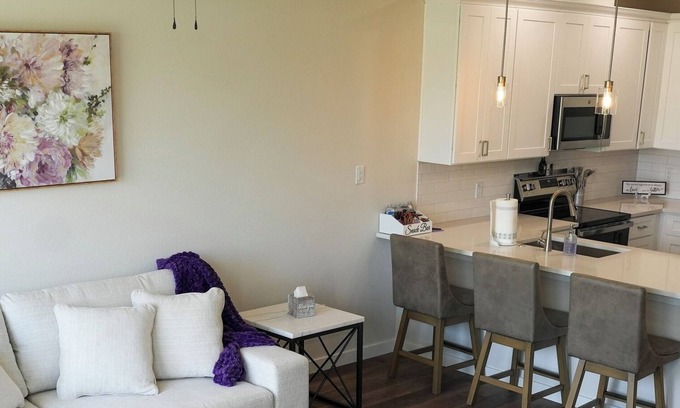 Stephenville Casa | Heavenly - Location, location, location!