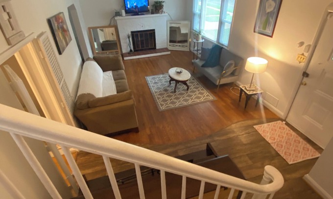 Lochearn Casa | Heavenly Luxury, Bright & Spacious – Near Downtown - Kitchen- Workspace, Laundry