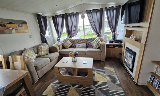 Rhyl Cabina | Heidi 2 Bed Robin Hood