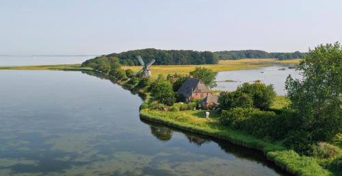 Nieby Casa | Helenes Häuschen - Schloss Gelting