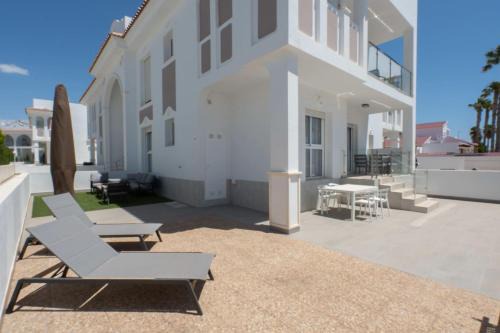 Quesada Apartamento | Helgafell Superior Courtyard Suite