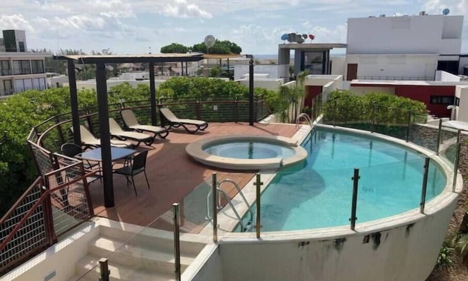 Centro de Playa del Carmen Villa | Opportunity available for winter