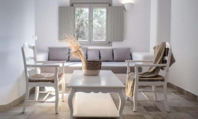 Perissa Hotel | Helios Beach Hotel