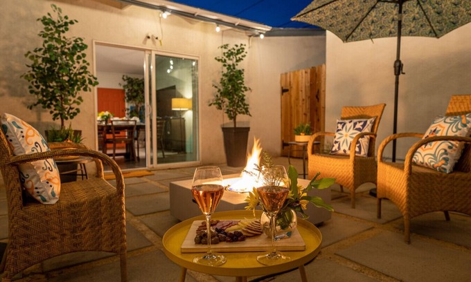 Fullerton Apartamento | A beautifully-decorated vacation home less than 5 miles to Disneyland