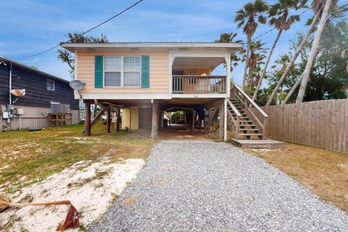 Fort Morgan Pines Casa | Hemingway's Hideaway