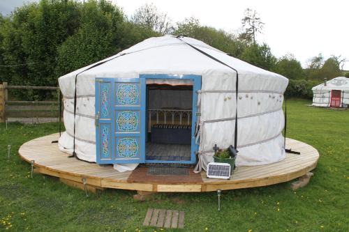 Totnes Otro | Hemsford yurt camp - Devon Yurts