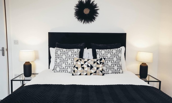 Barrow-on-Trent Apartamento | Hen & Chickens Luxury Apt Free Parking | By DerBnB