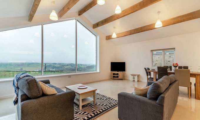 Haslingden Cabaña | Hen House View 2 - UK41551