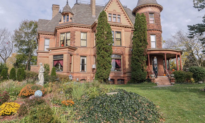 West Main HIll Cama Y Desayuno | Henderson Castle