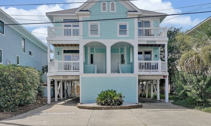 Wrightsville Beach Villa | Henderson Haven 4 BR / 3 BA Villa, Steps to Beach