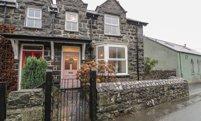 Llwyngwril Cabaña | HENDRE COTTAGE, family friendly in Llwyngwril
