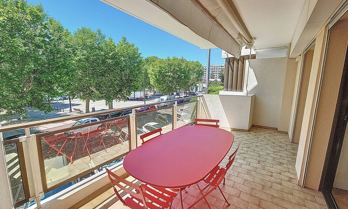 Pointe Croisette Condominio | Henri Camille Real Estate- Palm Beach -Premium one bedroom with big terrace