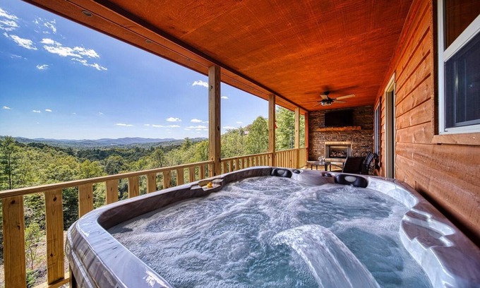 Upper Peachtree Cabina | Her Endless Views, the name says it all